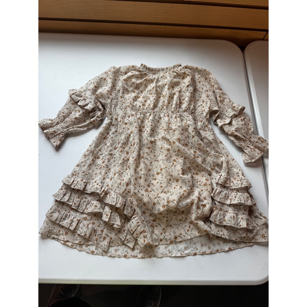Noralee Girls Floral Ruffle Dress Cream Tan Smocked Long Sleeve Size 4 NWT